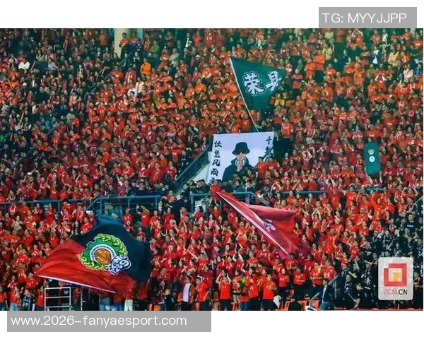 客场呐喊传递佛山力量助力球队坚定迈向保级之路