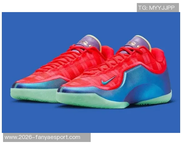 Nike推出多款圣诞特别配色球鞋詹姆斯库里杜兰特莫兰特文班代言款齐亮相